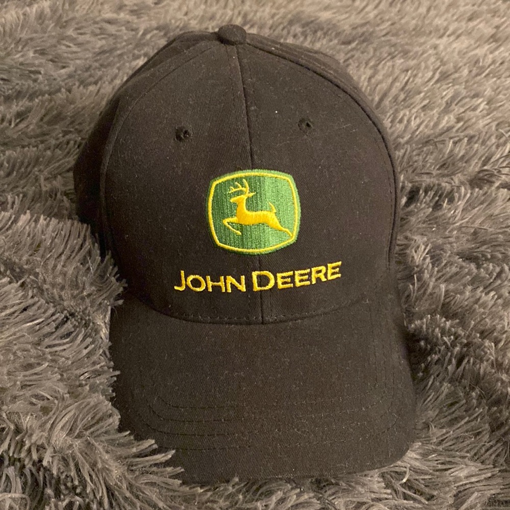 John Deere hat -local branding
